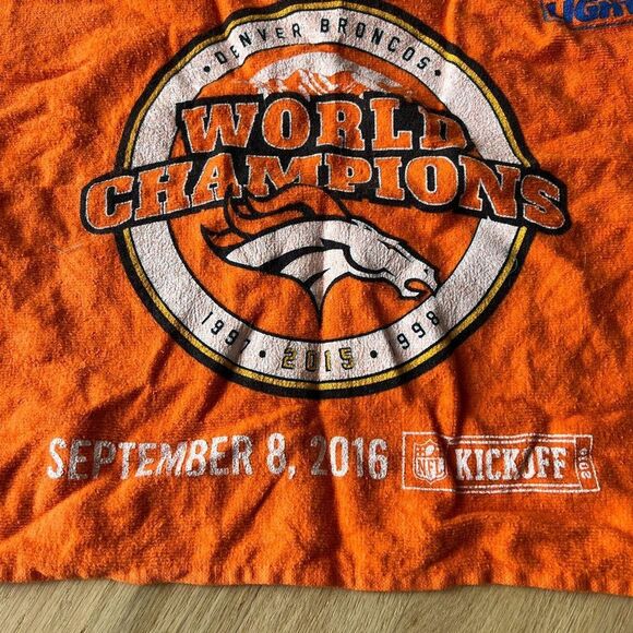 Denver Broncos World Champions Rally Towel - September 8, 2016 orange blue fan - Picture 3 of 4
